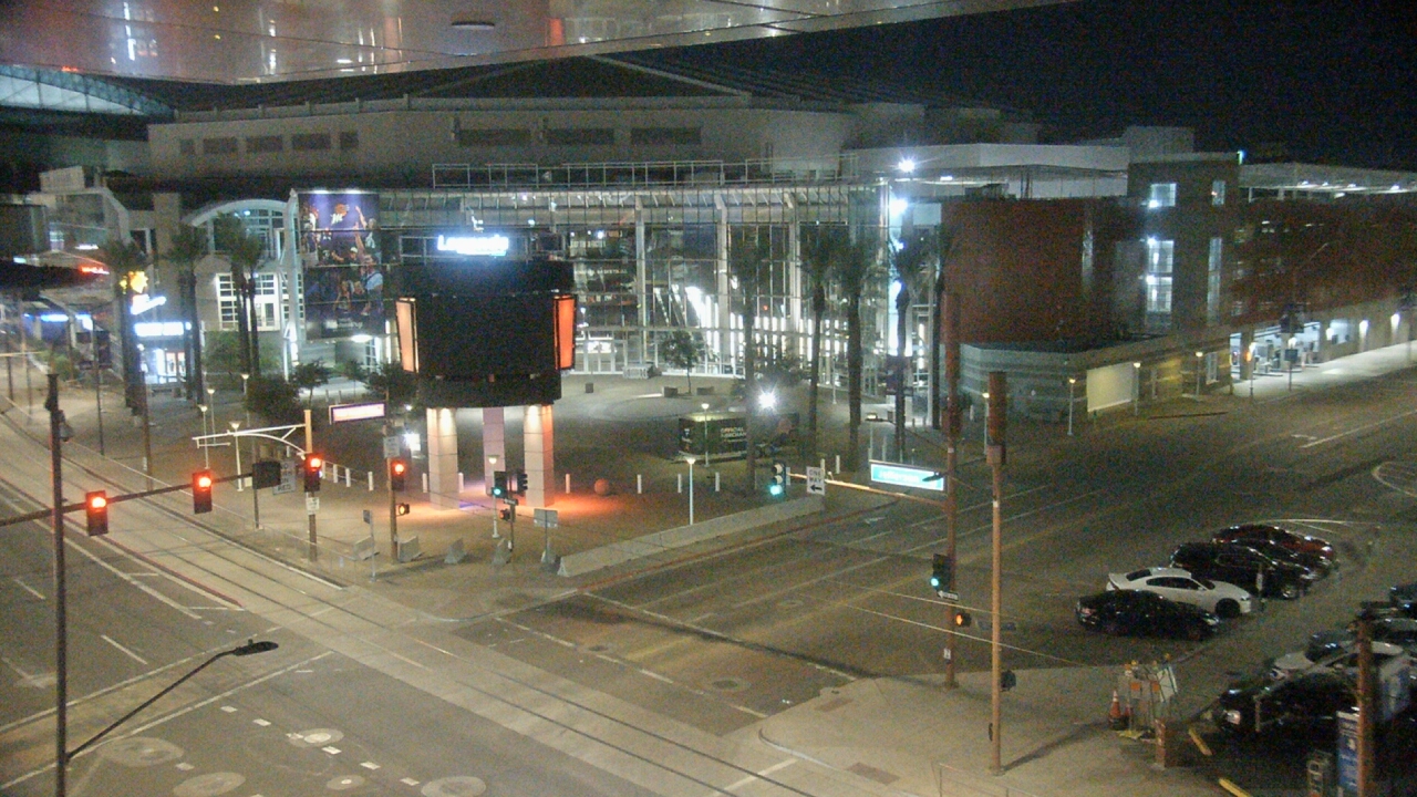 Thumbnail for current weather camera view from Palomar Hotel in Phoenix, Arizona