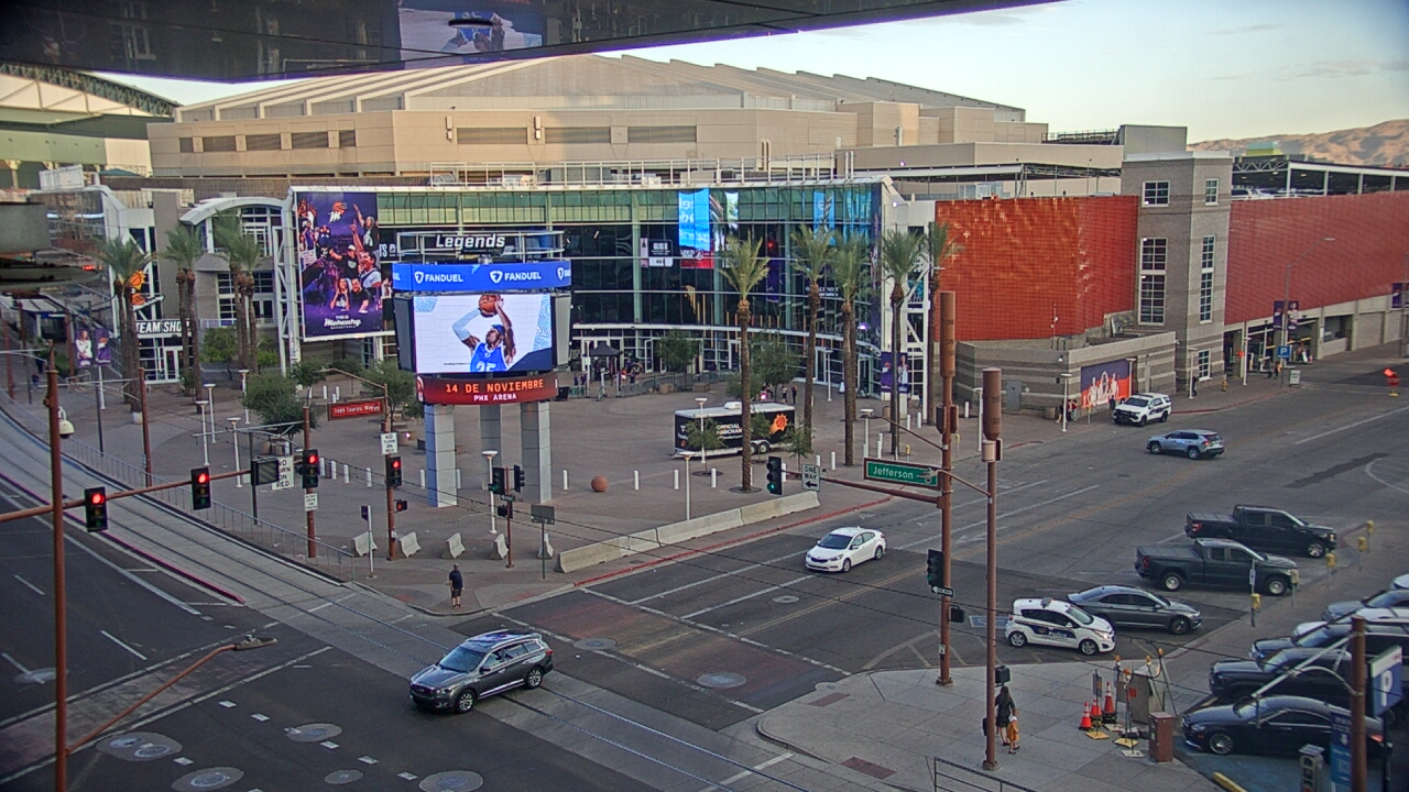 Thumbnail for current weather camera view from Palomar Hotel in Phoenix, Arizona