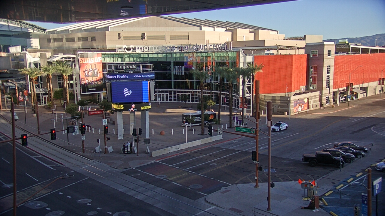Thumbnail for current weather camera view from Palomar Hotel in Phoenix, Arizona