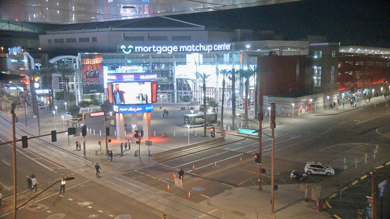 Thumbnail for current weather camera view from Palomar Hotel in Phoenix, Arizona