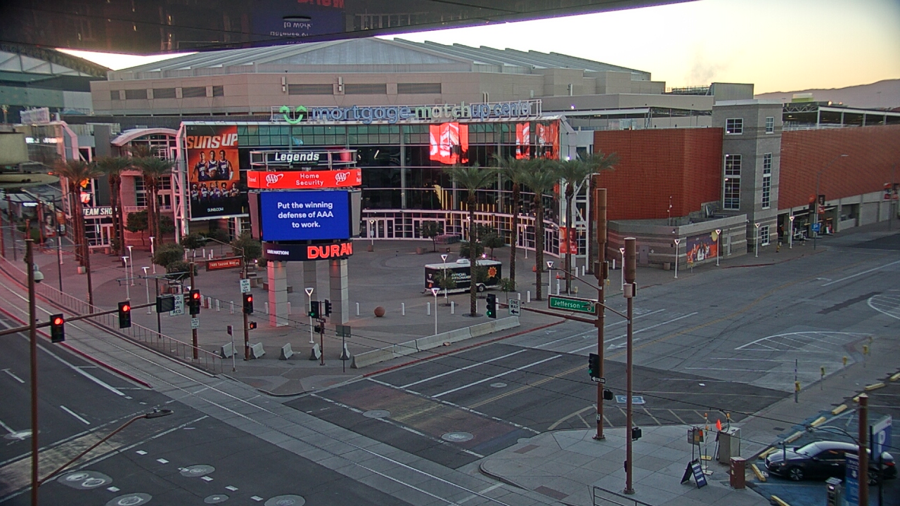 Thumbnail for current weather camera view from Palomar Hotel in Phoenix, Arizona