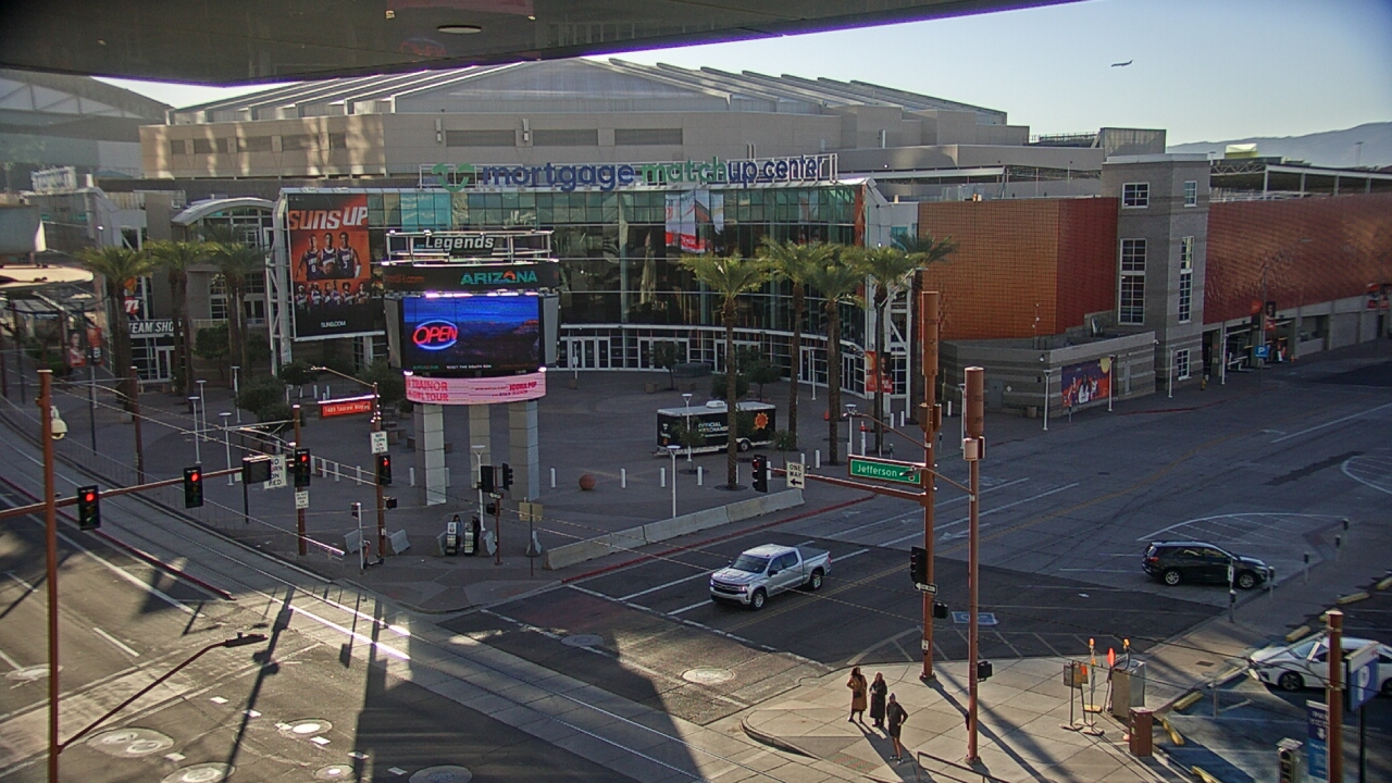 Thumbnail for current weather camera view from Palomar Hotel in Phoenix, Arizona