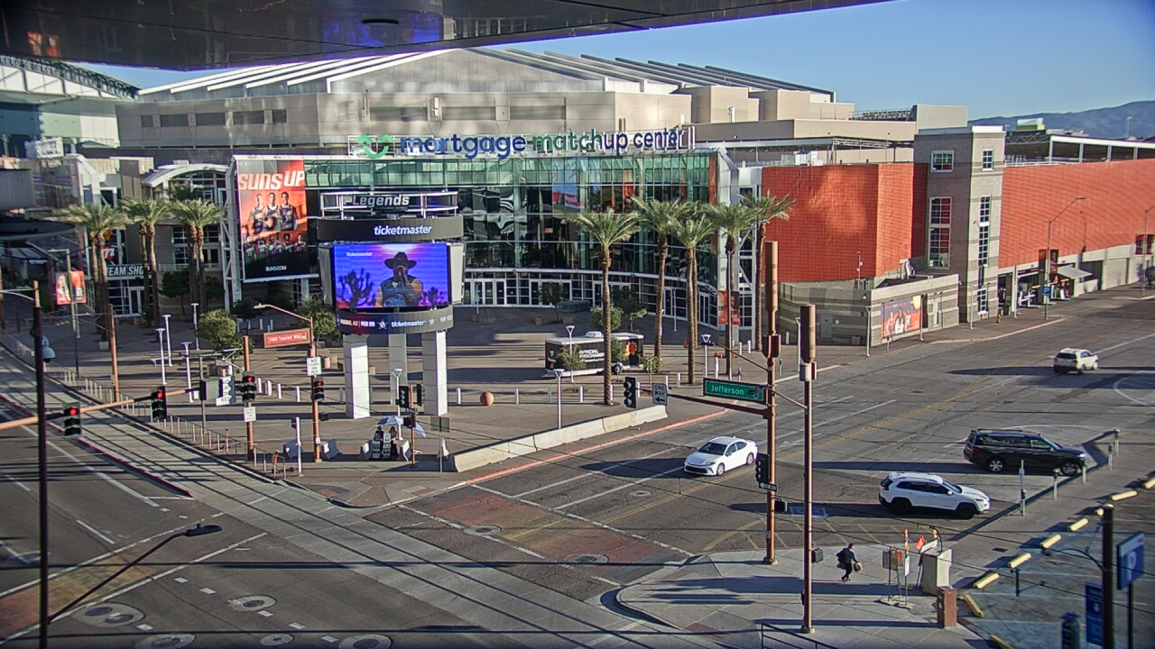 Thumbnail for current weather camera view from Palomar Hotel in Phoenix, Arizona