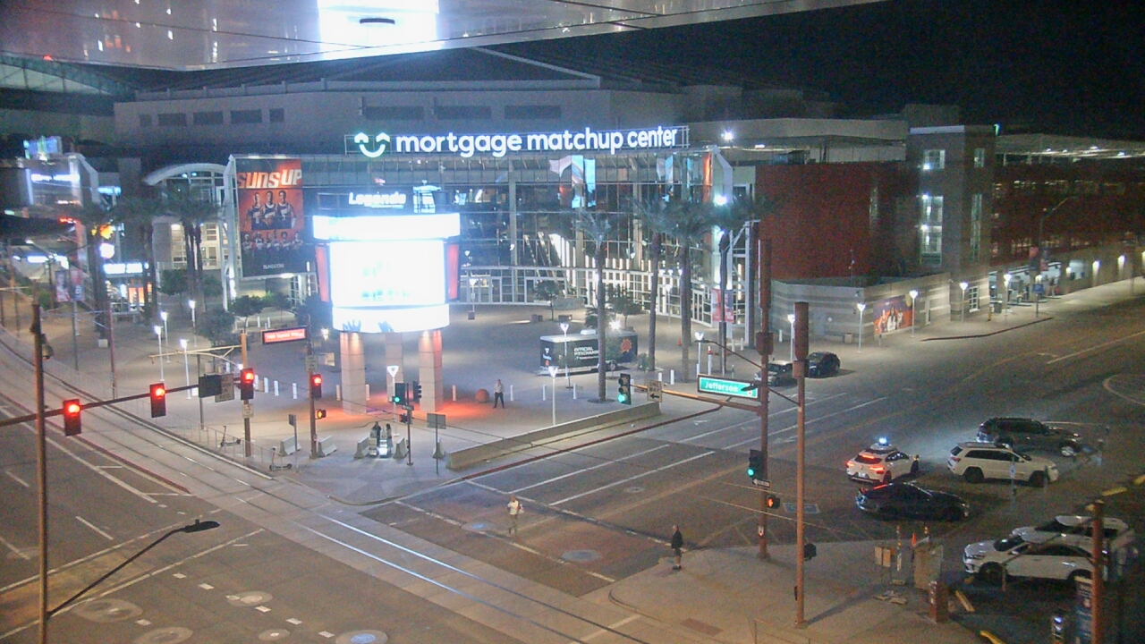 Thumbnail for current weather camera view from Palomar Hotel in Phoenix, Arizona