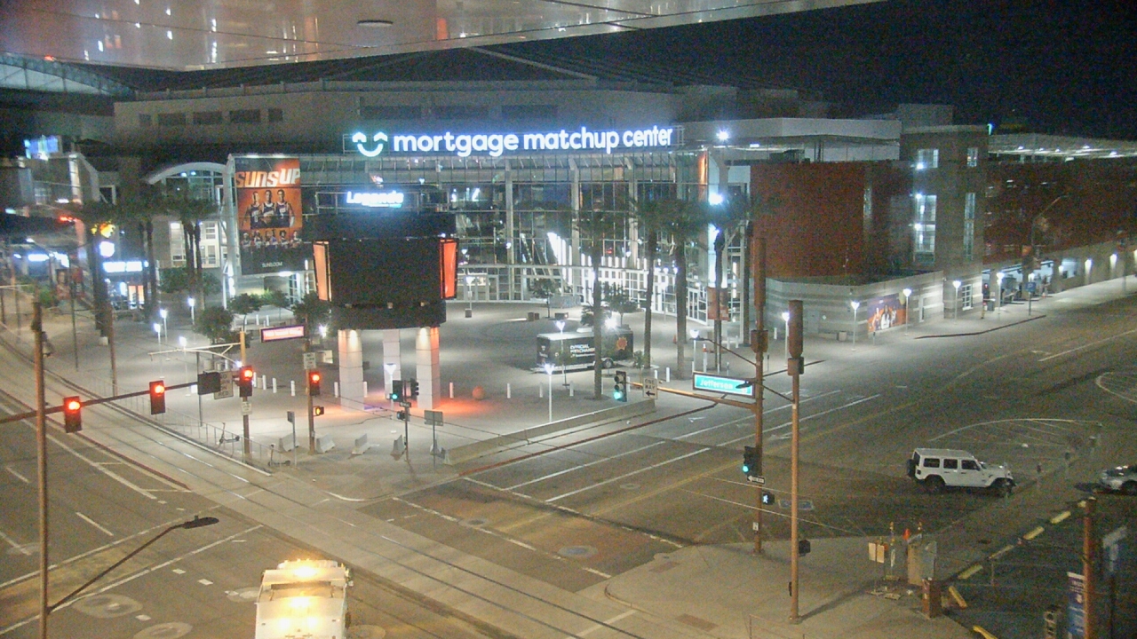 Thumbnail for current weather camera view from Palomar Hotel in Phoenix, Arizona
