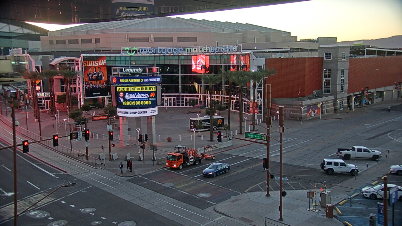 Thumbnail for current weather camera view from Palomar Hotel in Phoenix, Arizona