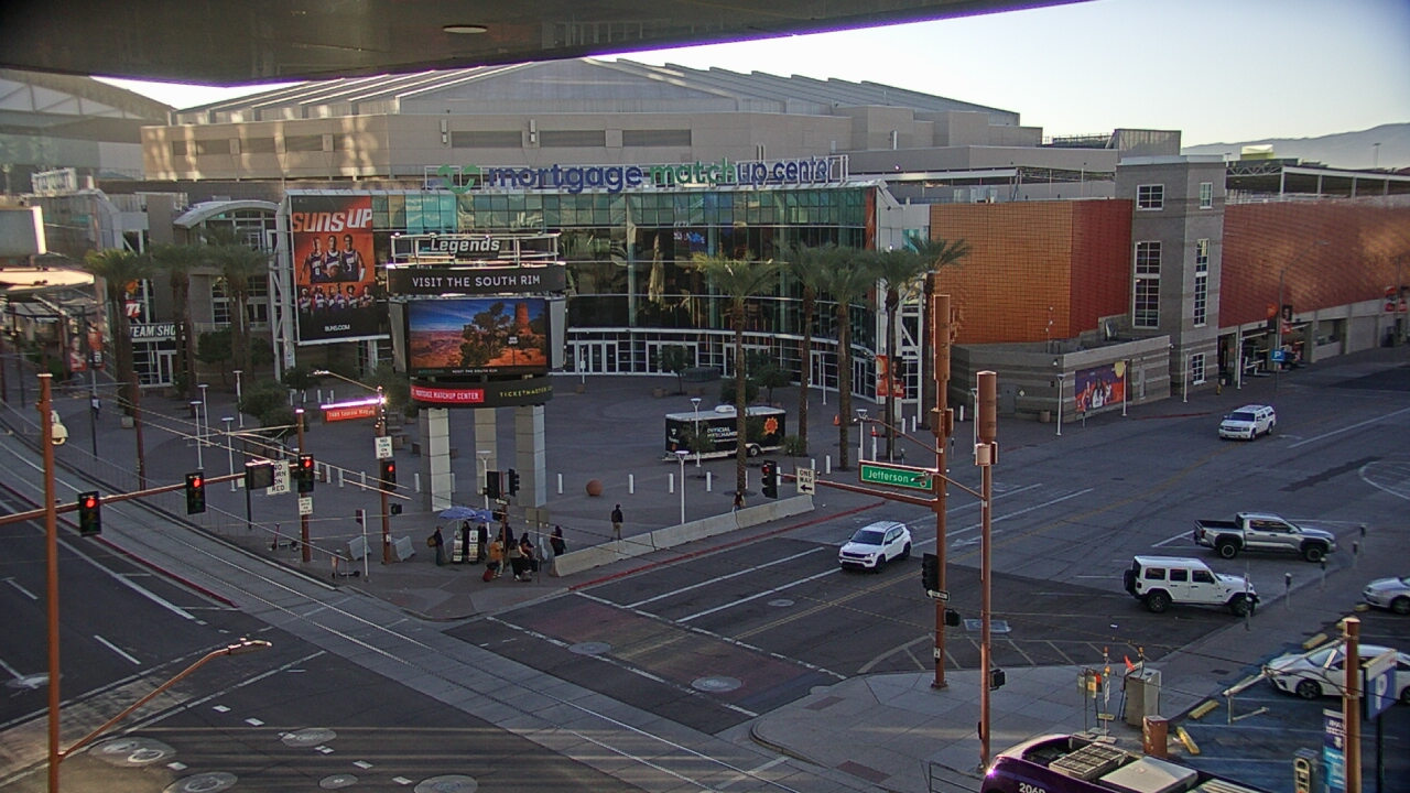 Thumbnail for current weather camera view from Palomar Hotel in Phoenix, Arizona