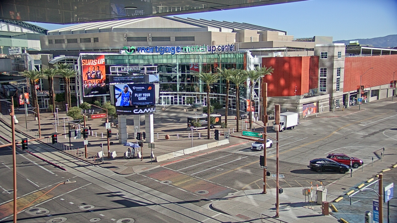 Thumbnail for current weather camera view from Palomar Hotel in Phoenix, Arizona