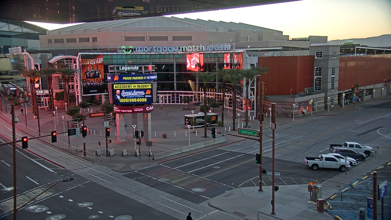 Thumbnail for current weather camera view from Palomar Hotel in Phoenix, Arizona