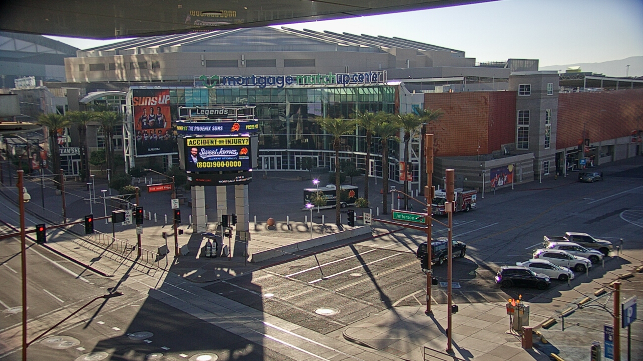 Thumbnail for current weather camera view from Palomar Hotel in Phoenix, Arizona