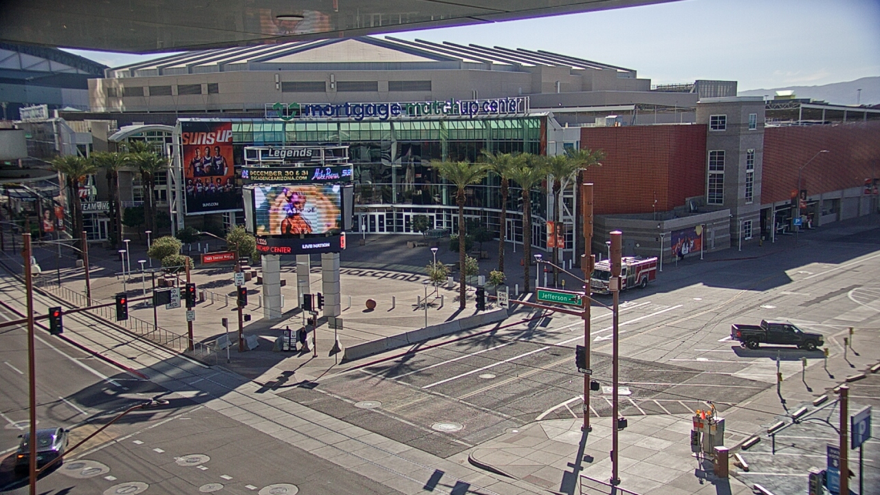 Thumbnail for current weather camera view from Palomar Hotel in Phoenix, Arizona