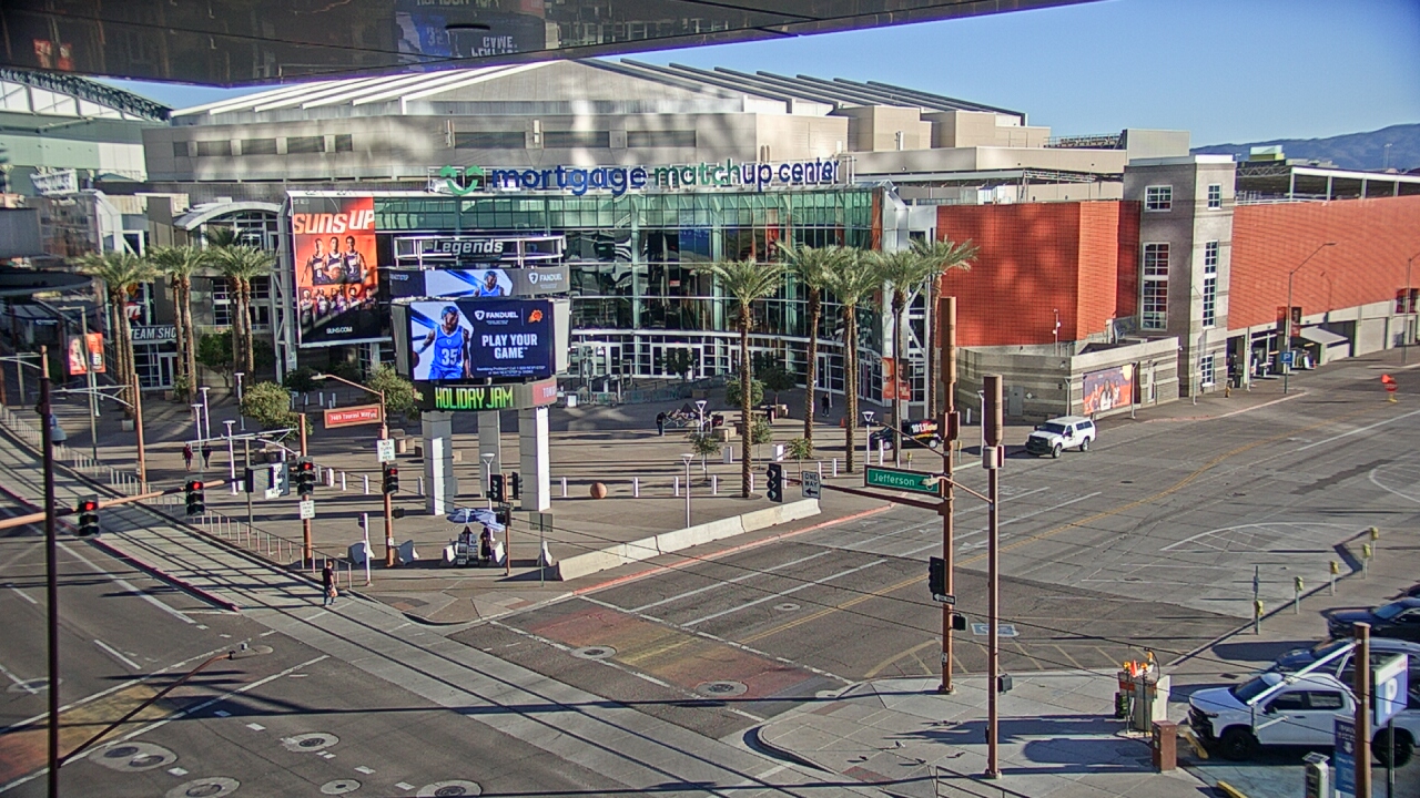 Thumbnail for current weather camera view from Palomar Hotel in Phoenix, Arizona