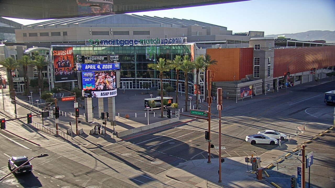 Thumbnail for current weather camera view from Palomar Hotel in Phoenix, Arizona