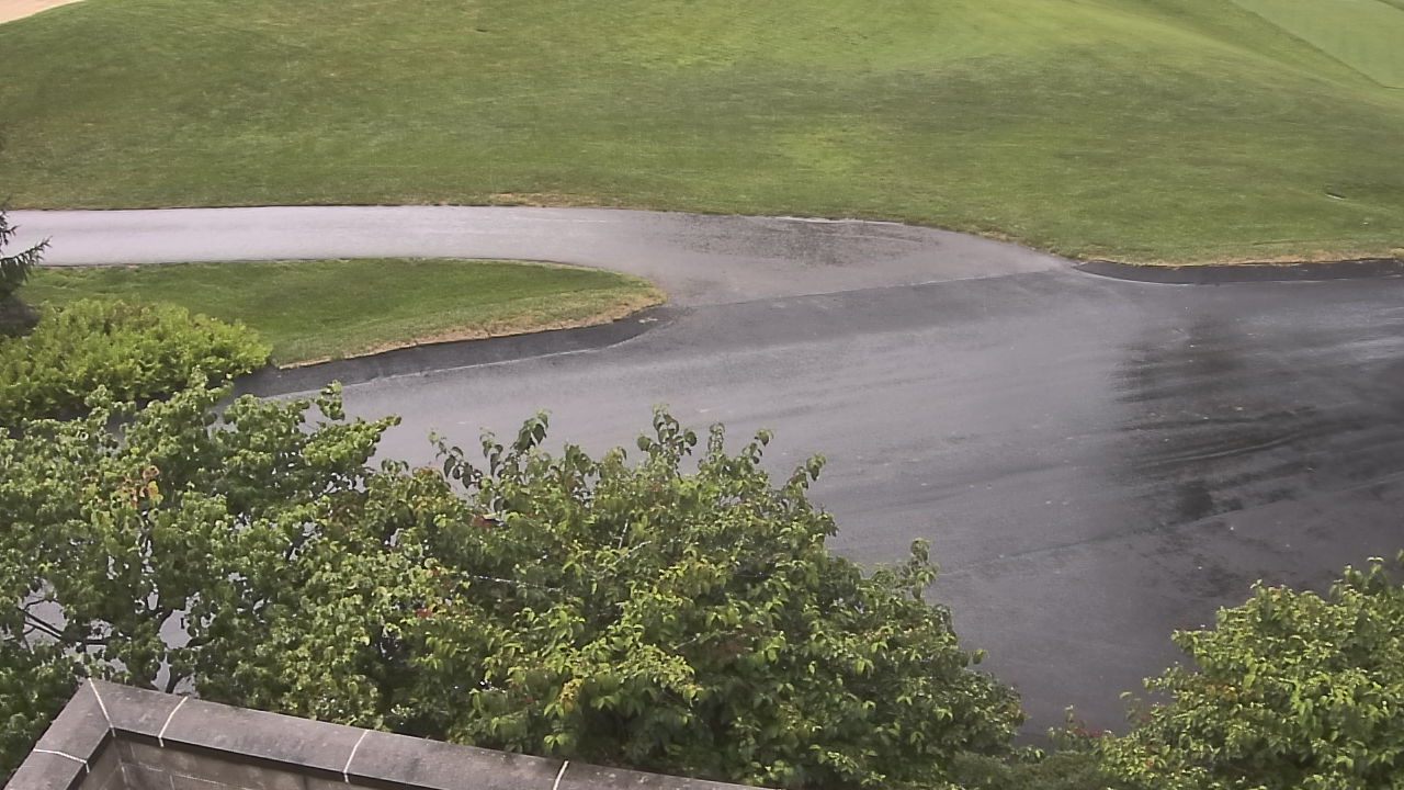 Thumbnail for current weather camera view from St Clair Country Club in Upper St. Clair, Pennsylvania
