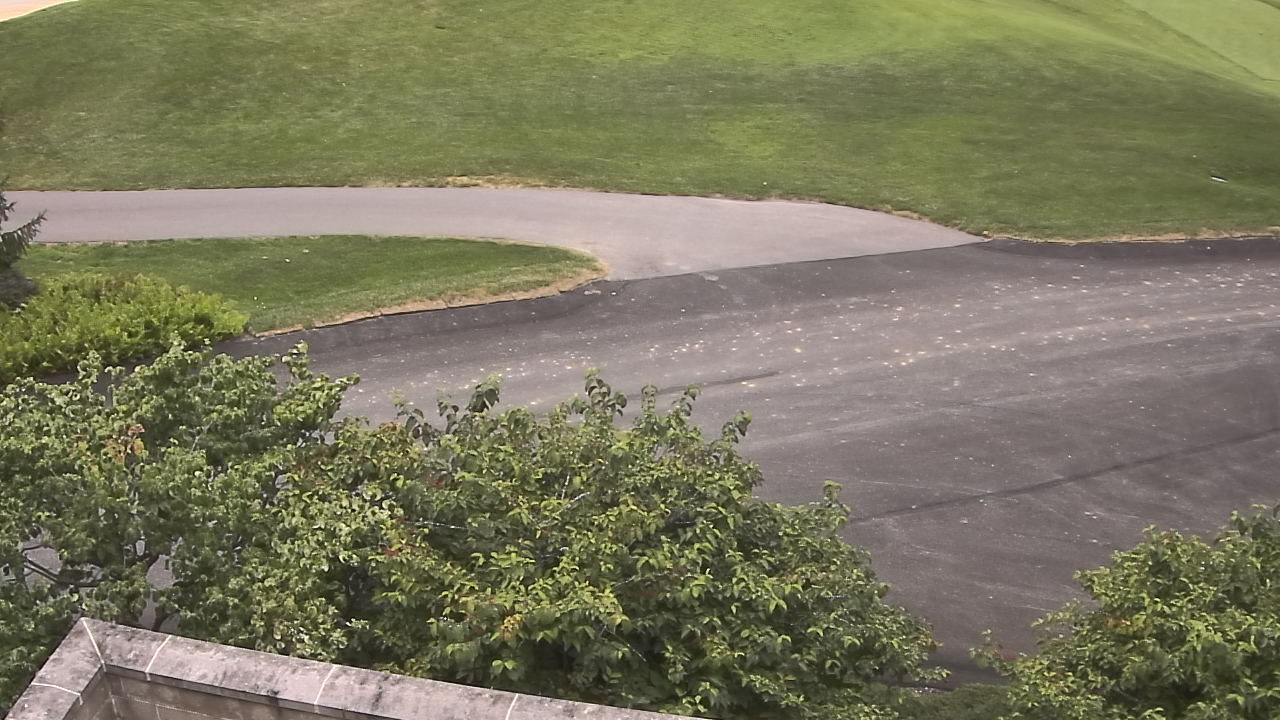 Thumbnail for current weather camera view from St Clair Country Club in Upper St. Clair, Pennsylvania