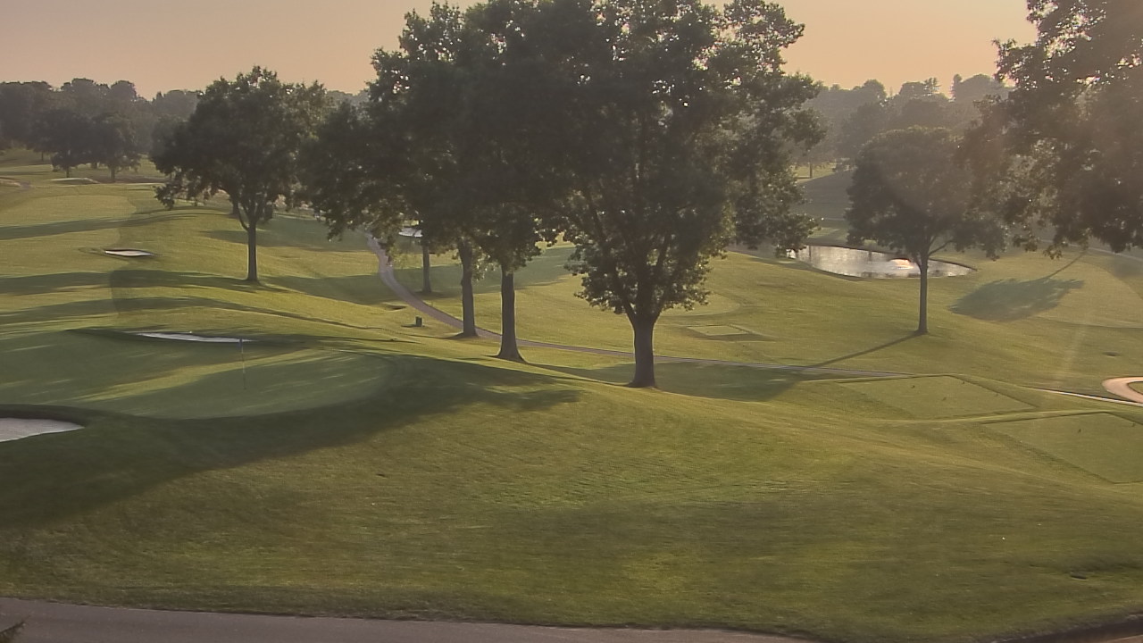 Thumbnail for current weather camera view from St Clair Country Club in Upper St. Clair, Pennsylvania