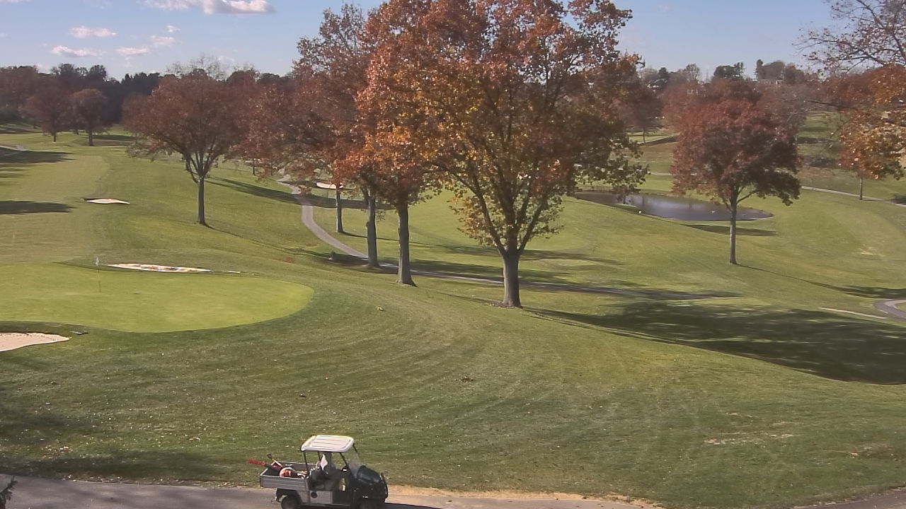 Thumbnail for current weather camera view from St Clair Country Club in Upper St. Clair, Pennsylvania