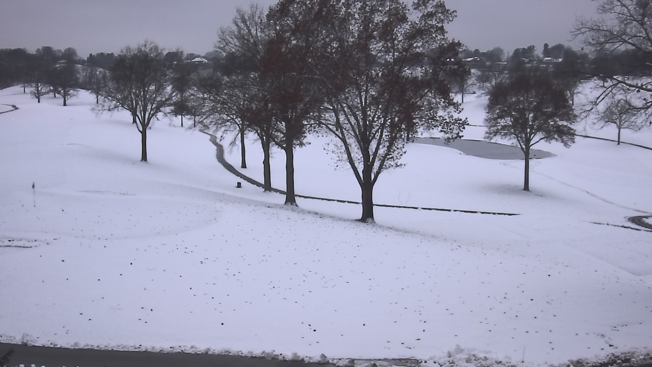 Thumbnail for current weather camera view from St Clair Country Club in Upper St. Clair, Pennsylvania