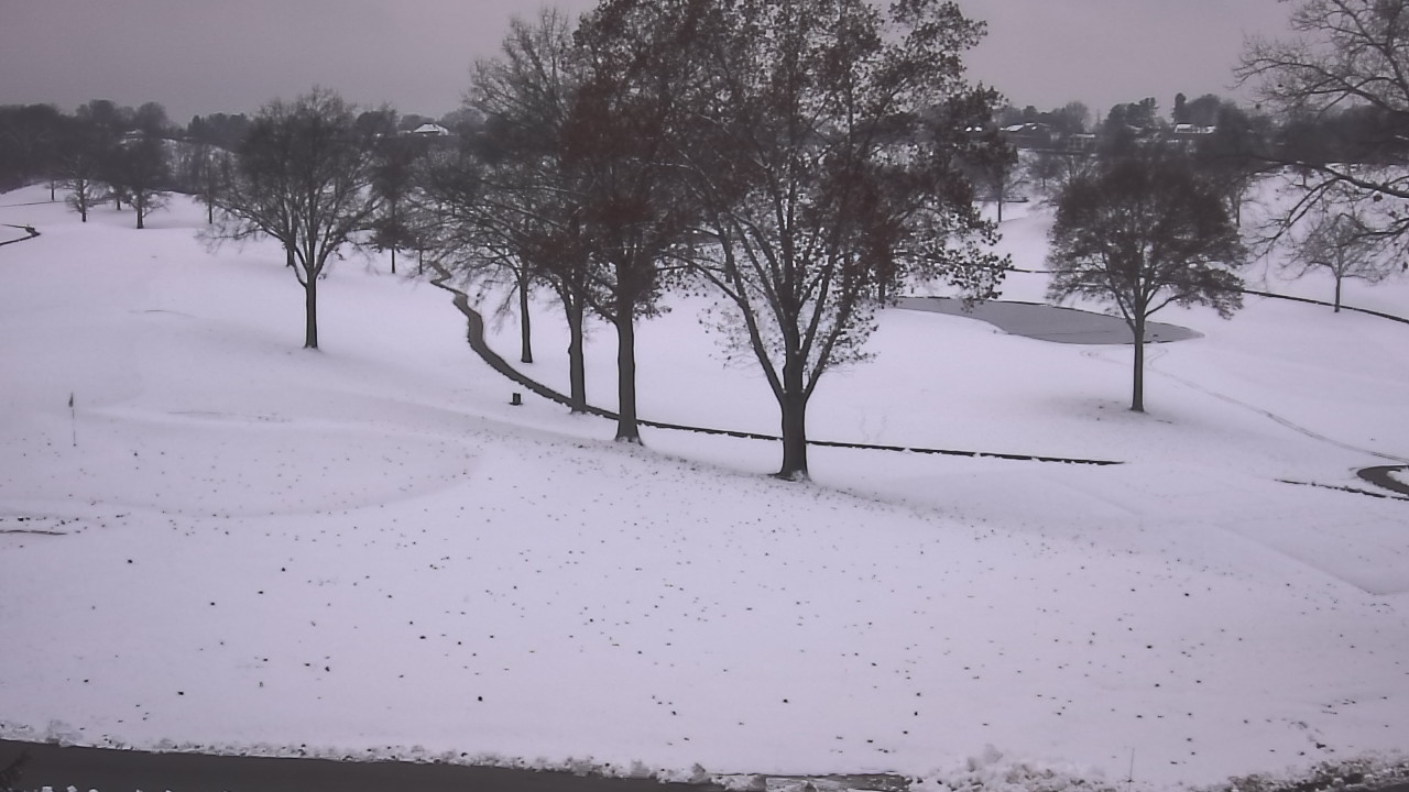 Thumbnail for current weather camera view from St Clair Country Club in Upper St. Clair, Pennsylvania