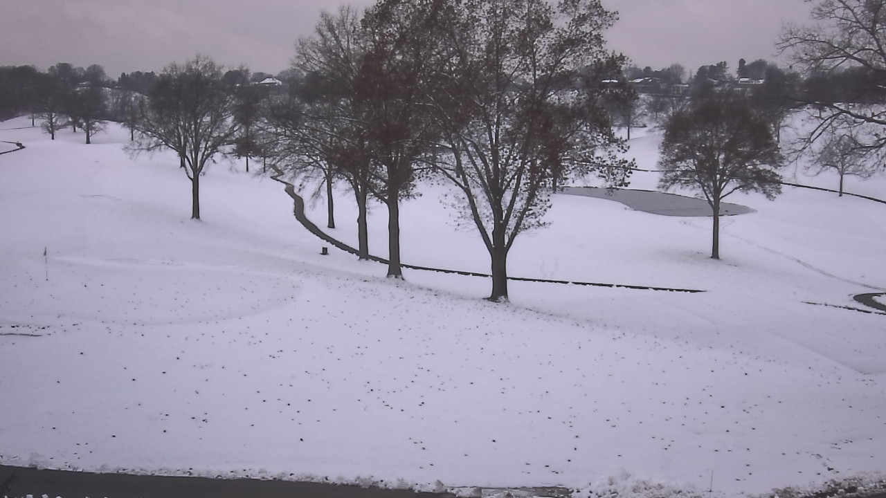 Thumbnail for current weather camera view from St Clair Country Club in Upper St. Clair, Pennsylvania