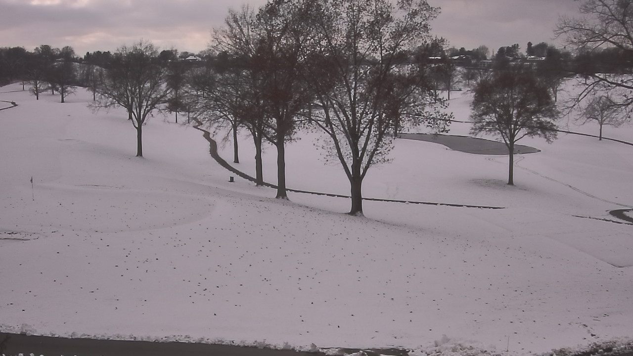 Thumbnail for current weather camera view from St Clair Country Club in Upper St. Clair, Pennsylvania