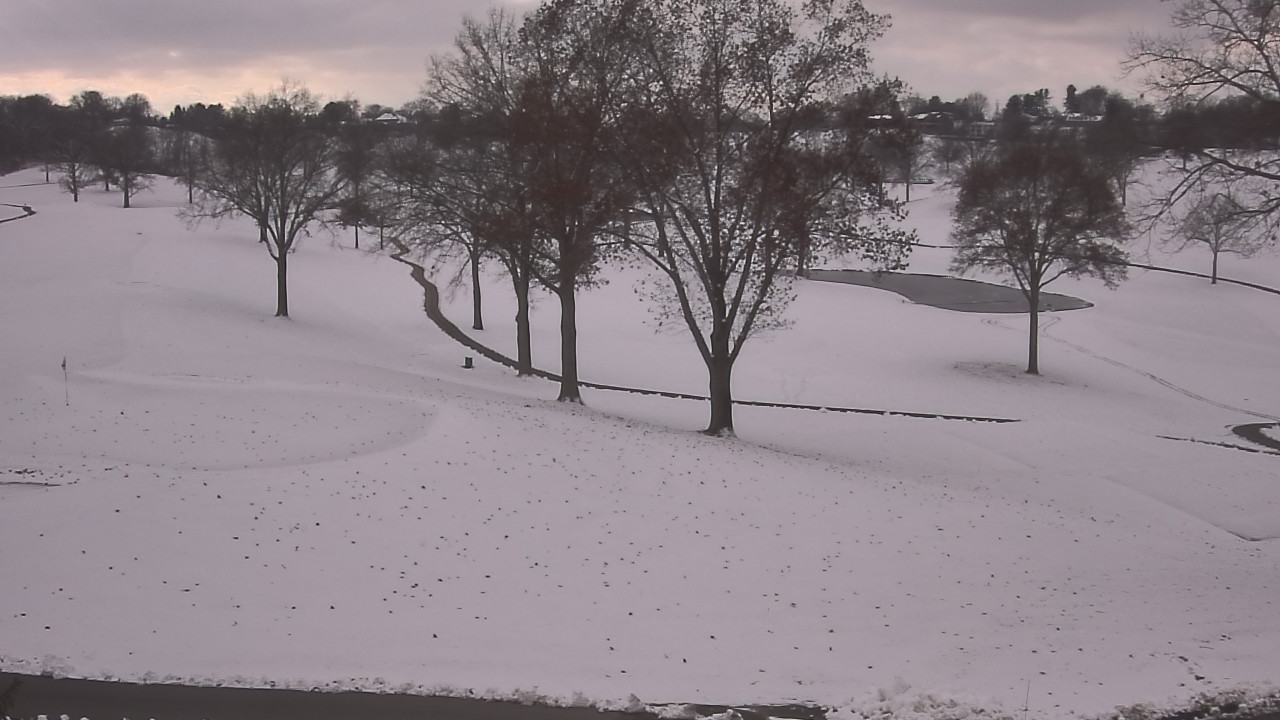 Thumbnail for current weather camera view from St Clair Country Club in Upper St. Clair, Pennsylvania