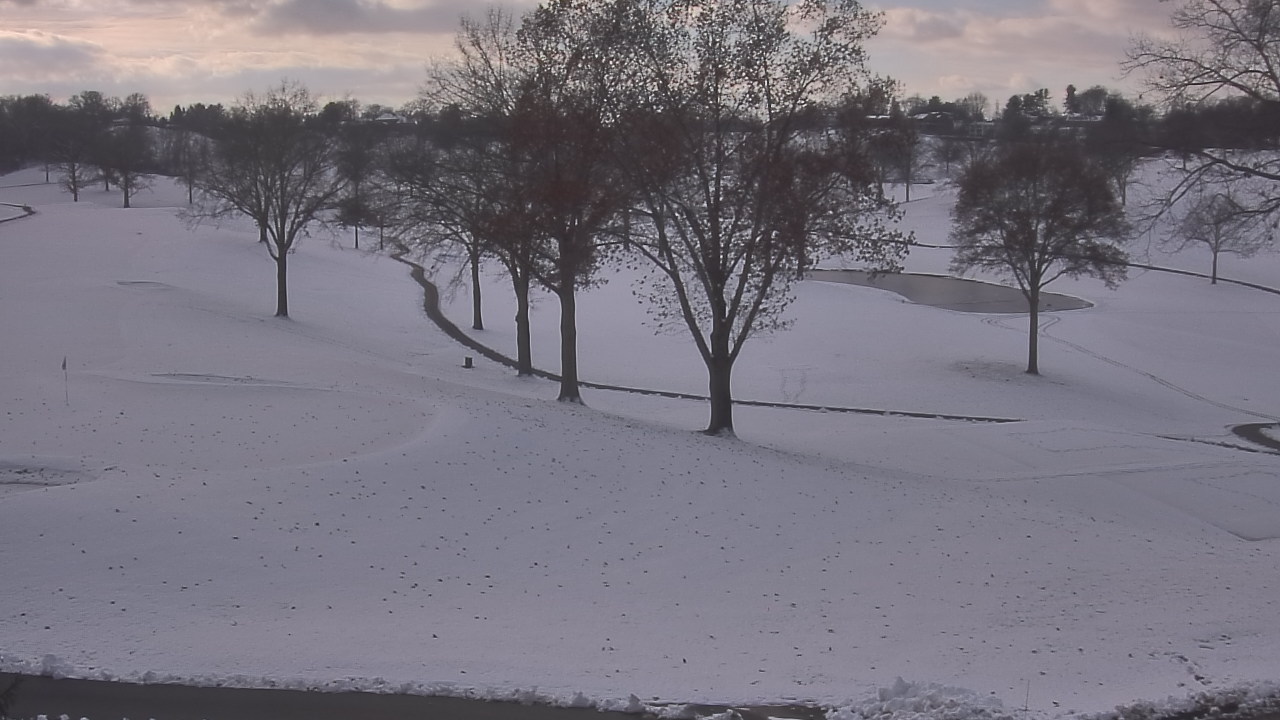 Thumbnail for current weather camera view from St Clair Country Club in Upper St. Clair, Pennsylvania