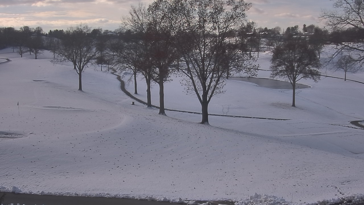 Thumbnail for current weather camera view from St Clair Country Club in Upper St. Clair, Pennsylvania