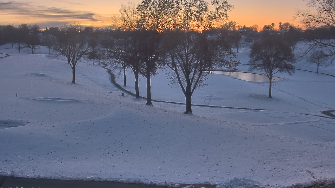 Thumbnail for current weather camera view from St Clair Country Club in Upper St. Clair, Pennsylvania