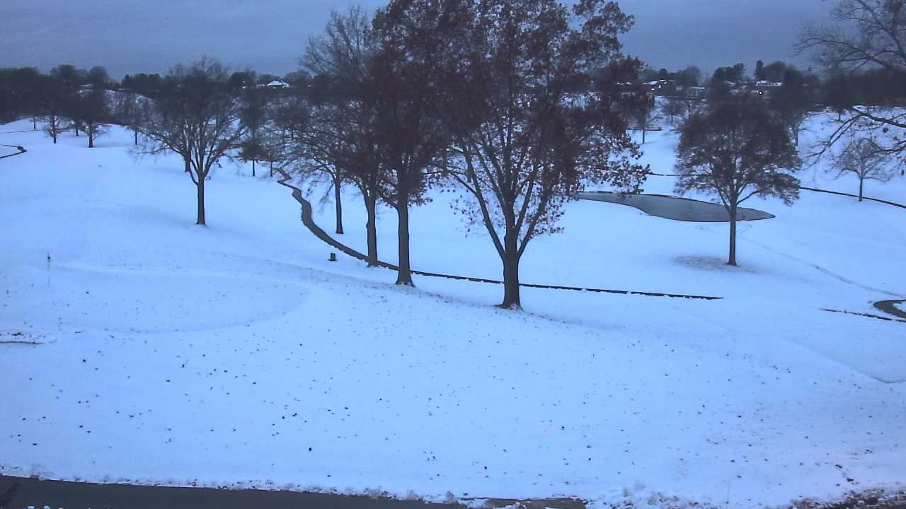 Thumbnail for current weather camera view from St Clair Country Club in Upper St. Clair, Pennsylvania