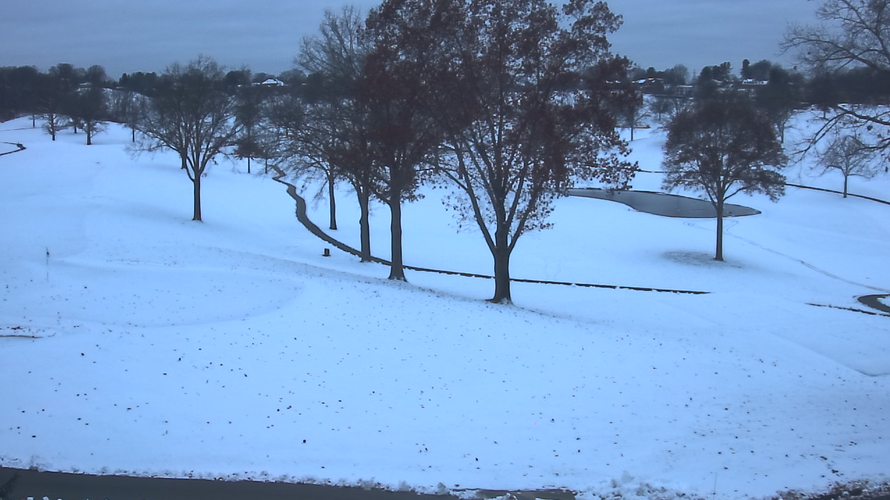 Thumbnail for current weather camera view from St Clair Country Club in Upper St. Clair, Pennsylvania