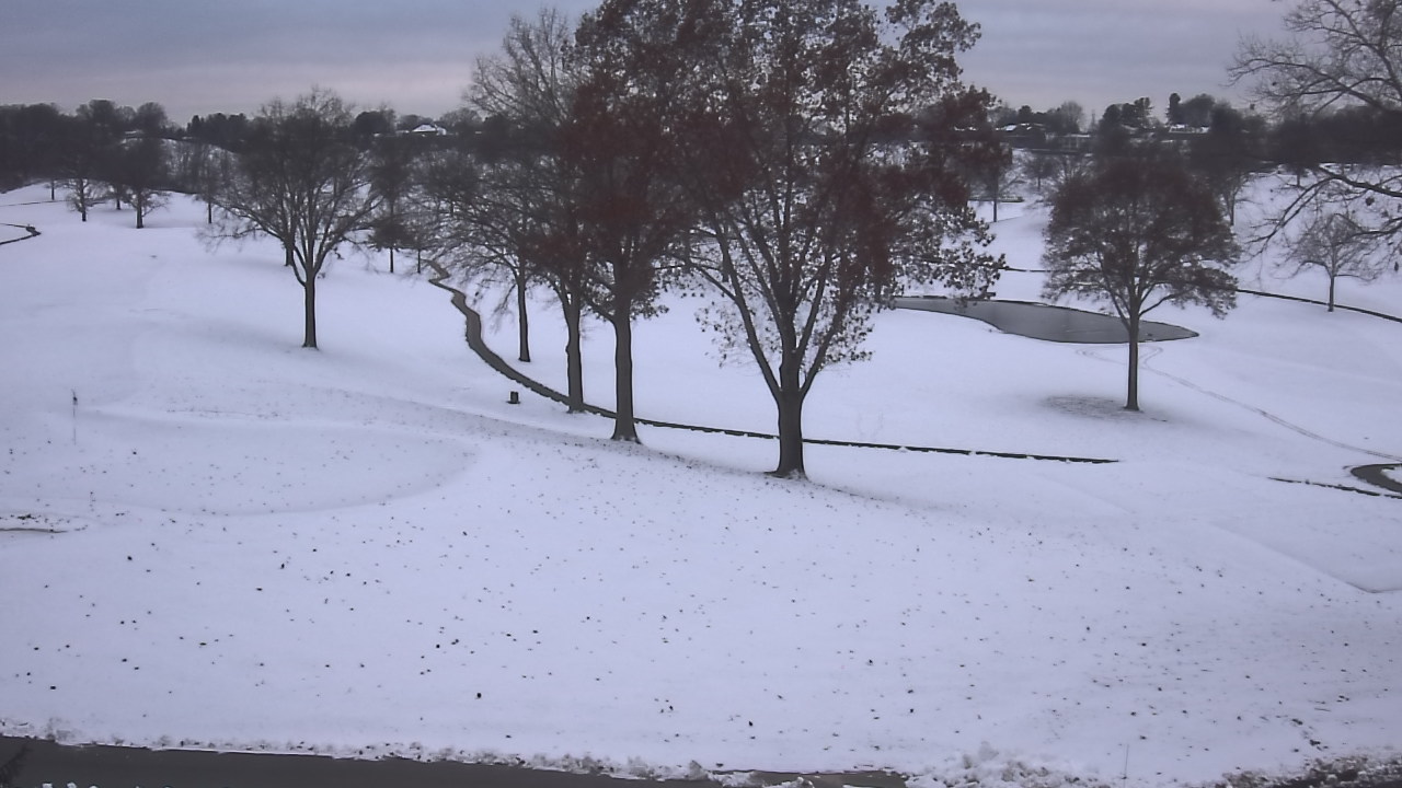 Thumbnail for current weather camera view from St Clair Country Club in Upper St. Clair, Pennsylvania