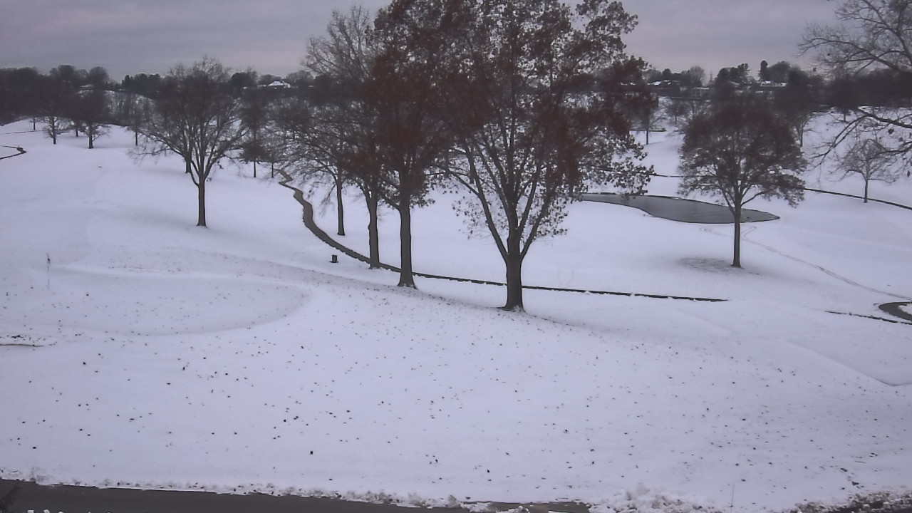 Thumbnail for current weather camera view from St Clair Country Club in Upper St. Clair, Pennsylvania