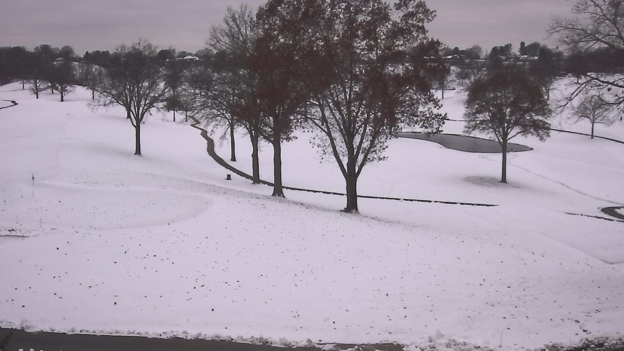 Thumbnail for current weather camera view from St Clair Country Club in Upper St. Clair, Pennsylvania