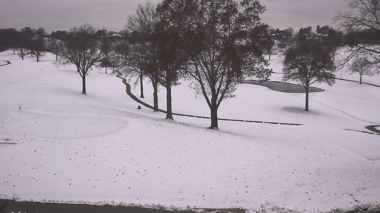 Thumbnail for current weather camera view from St Clair Country Club in Upper St. Clair, Pennsylvania