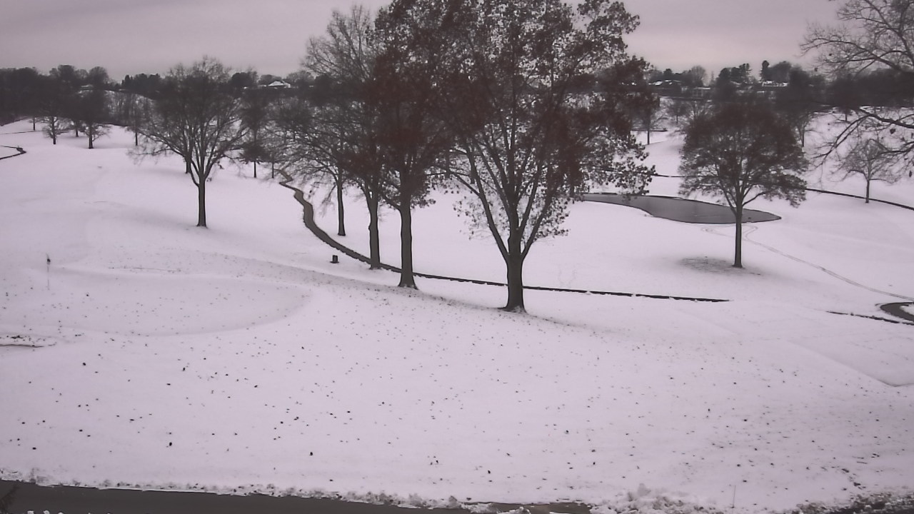 Thumbnail for current weather camera view from St Clair Country Club in Upper St. Clair, Pennsylvania
