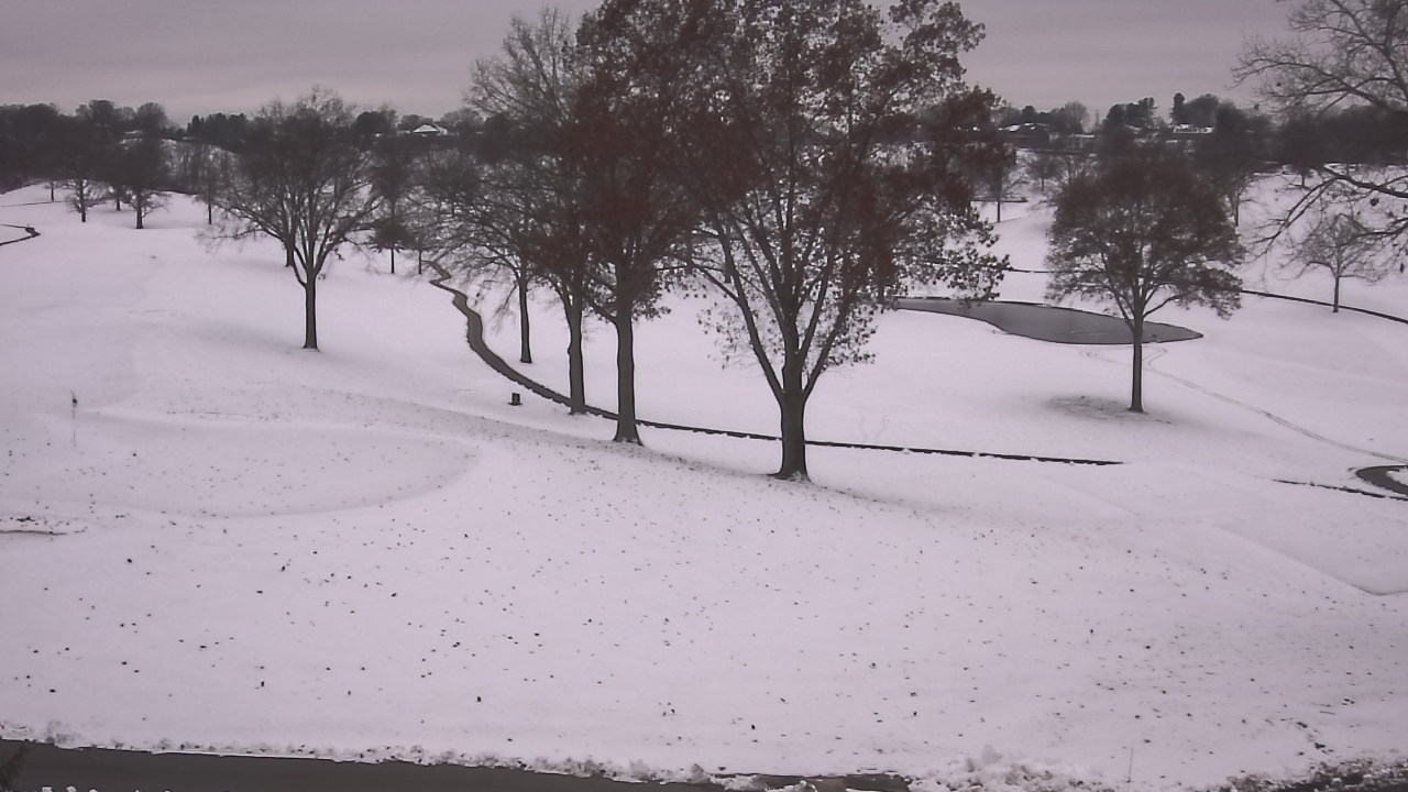 Thumbnail for current weather camera view from St Clair Country Club in Upper St. Clair, Pennsylvania
