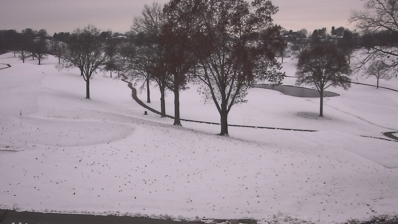 Thumbnail for current weather camera view from St Clair Country Club in Upper St. Clair, Pennsylvania