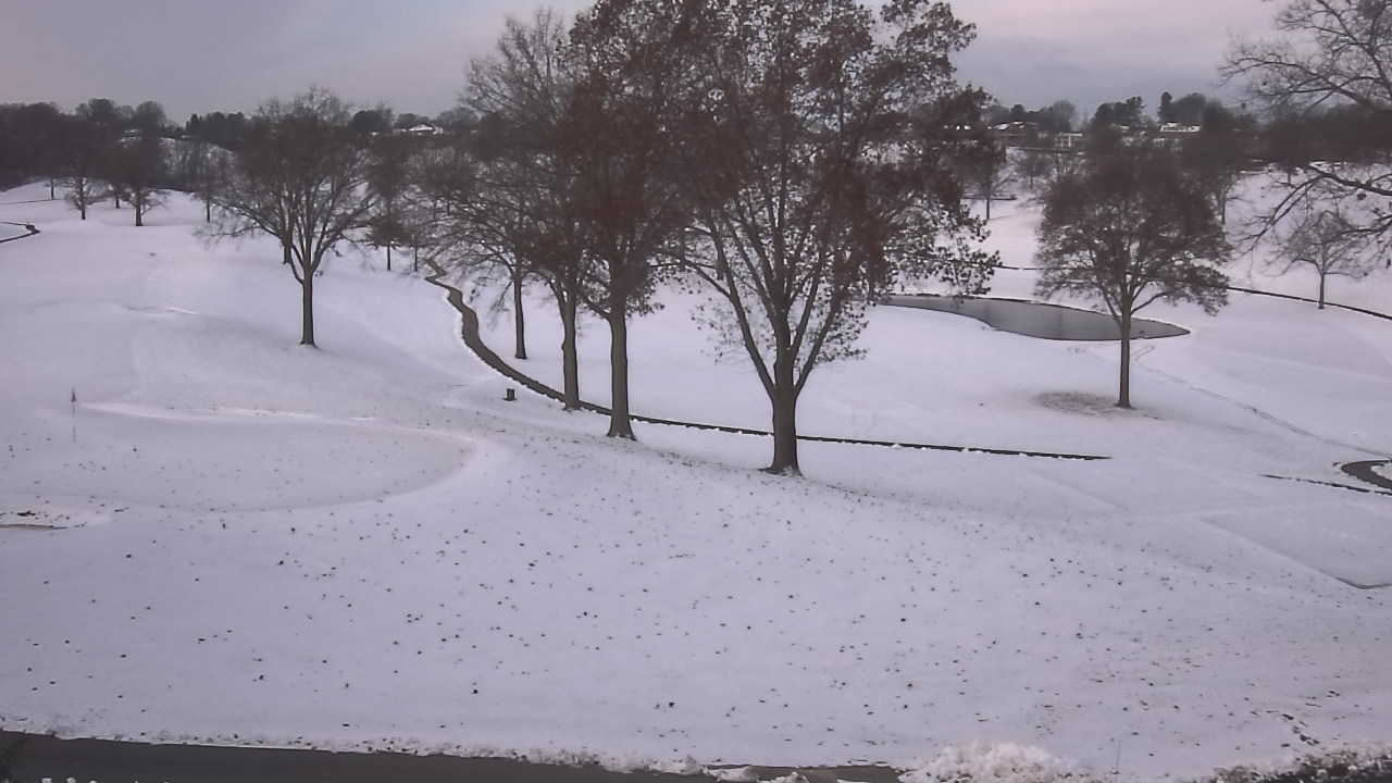 Thumbnail for current weather camera view from St Clair Country Club in Upper St. Clair, Pennsylvania
