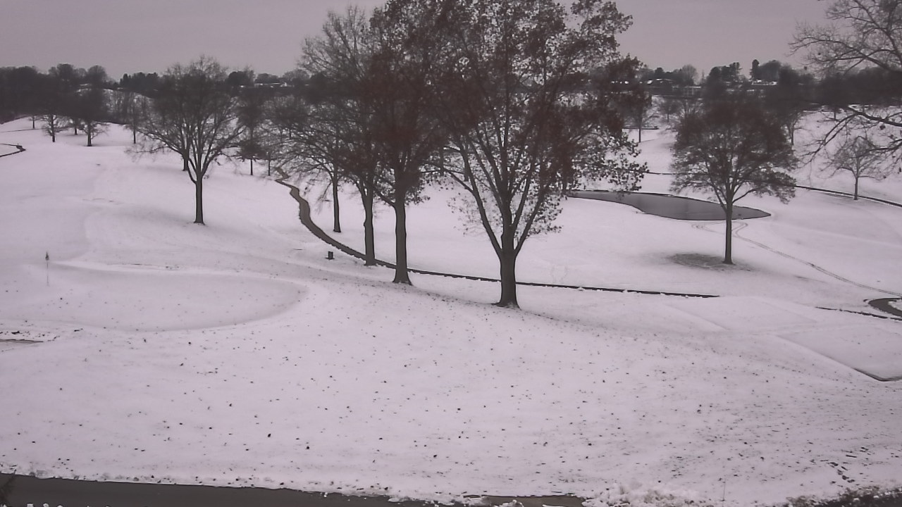 Thumbnail for current weather camera view from St Clair Country Club in Upper St. Clair, Pennsylvania