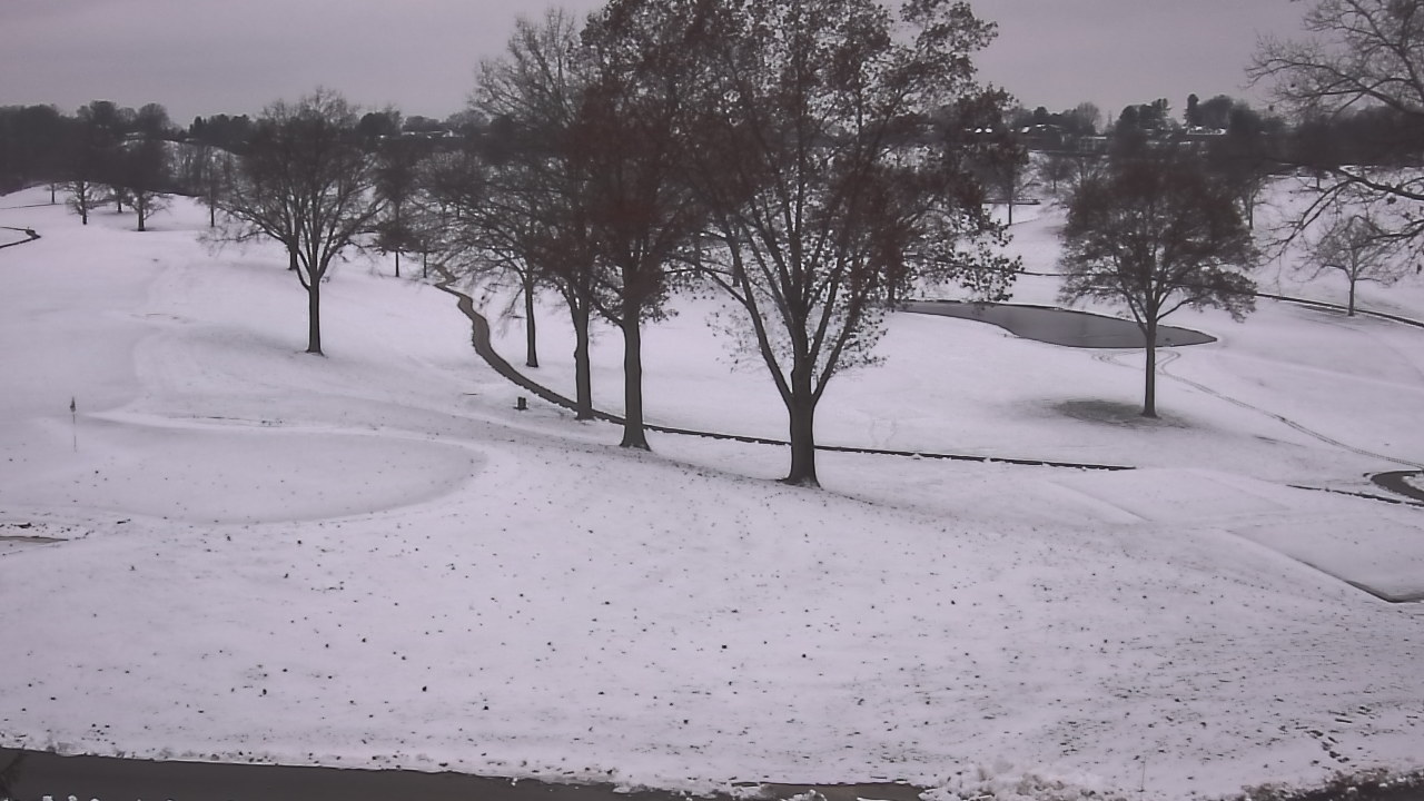 Thumbnail for current weather camera view from St Clair Country Club in Upper St. Clair, Pennsylvania