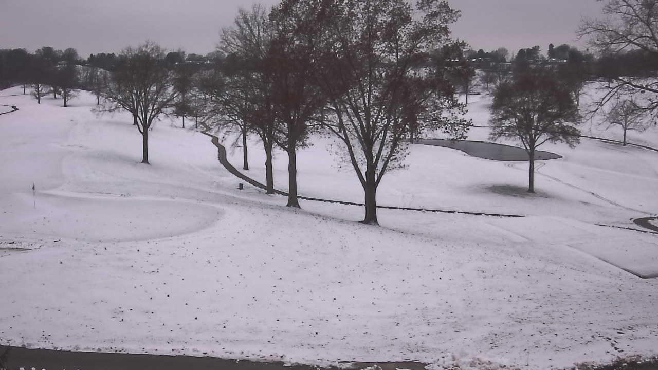 Thumbnail for current weather camera view from St Clair Country Club in Upper St. Clair, Pennsylvania
