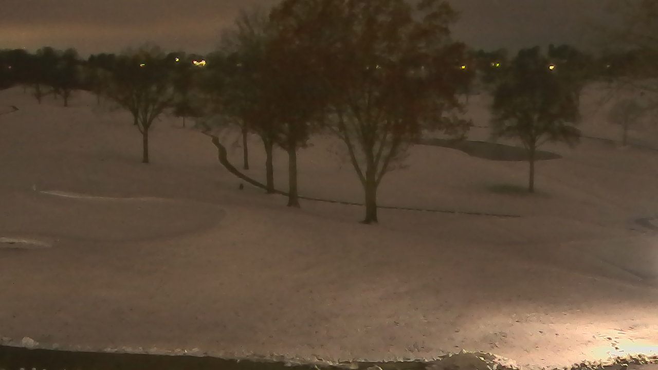 Thumbnail for current weather camera view from St Clair Country Club in Upper St. Clair, Pennsylvania