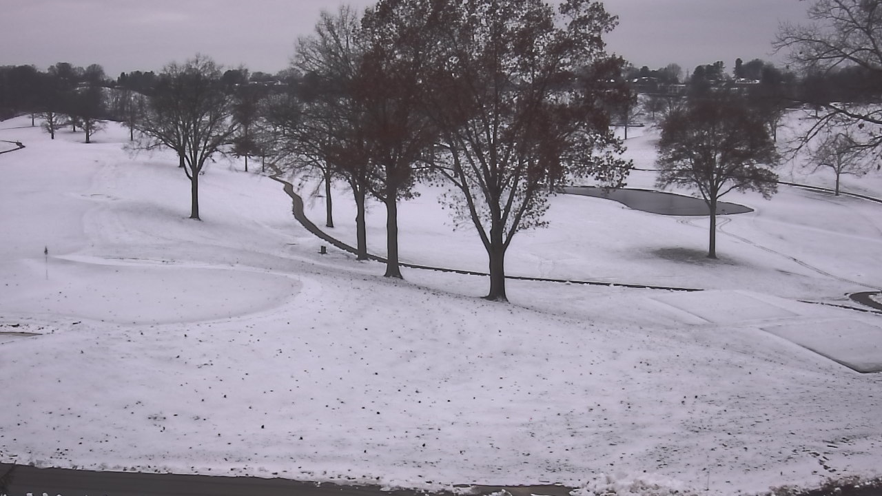 Thumbnail for current weather camera view from St Clair Country Club in Upper St. Clair, Pennsylvania