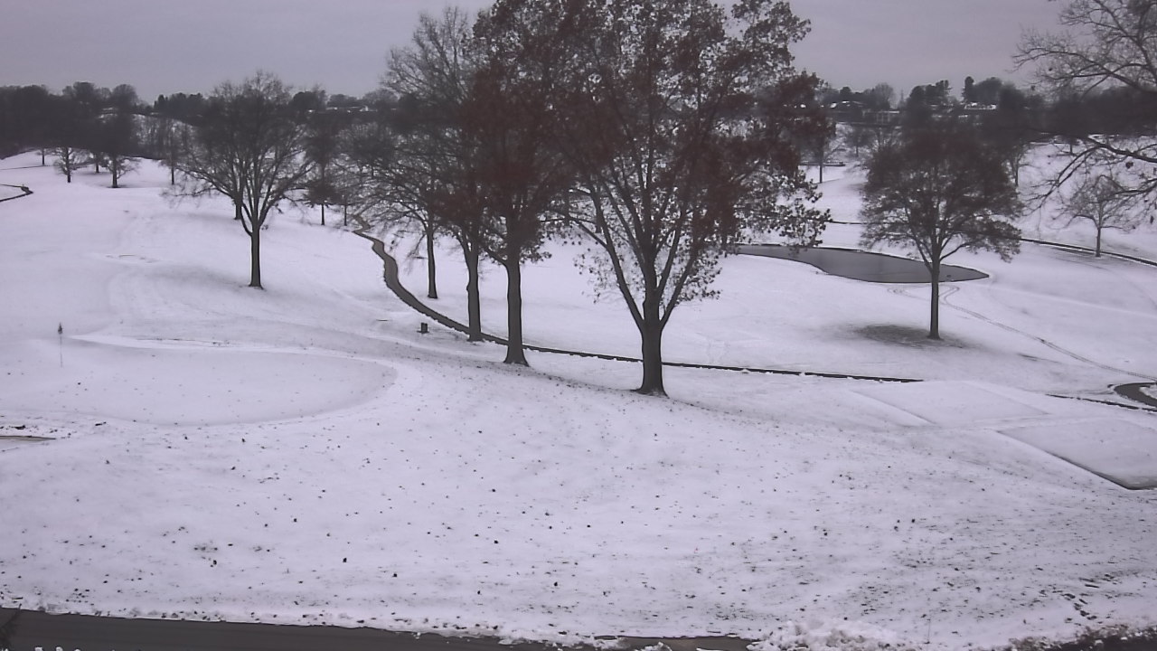 Thumbnail for current weather camera view from St Clair Country Club in Upper St. Clair, Pennsylvania