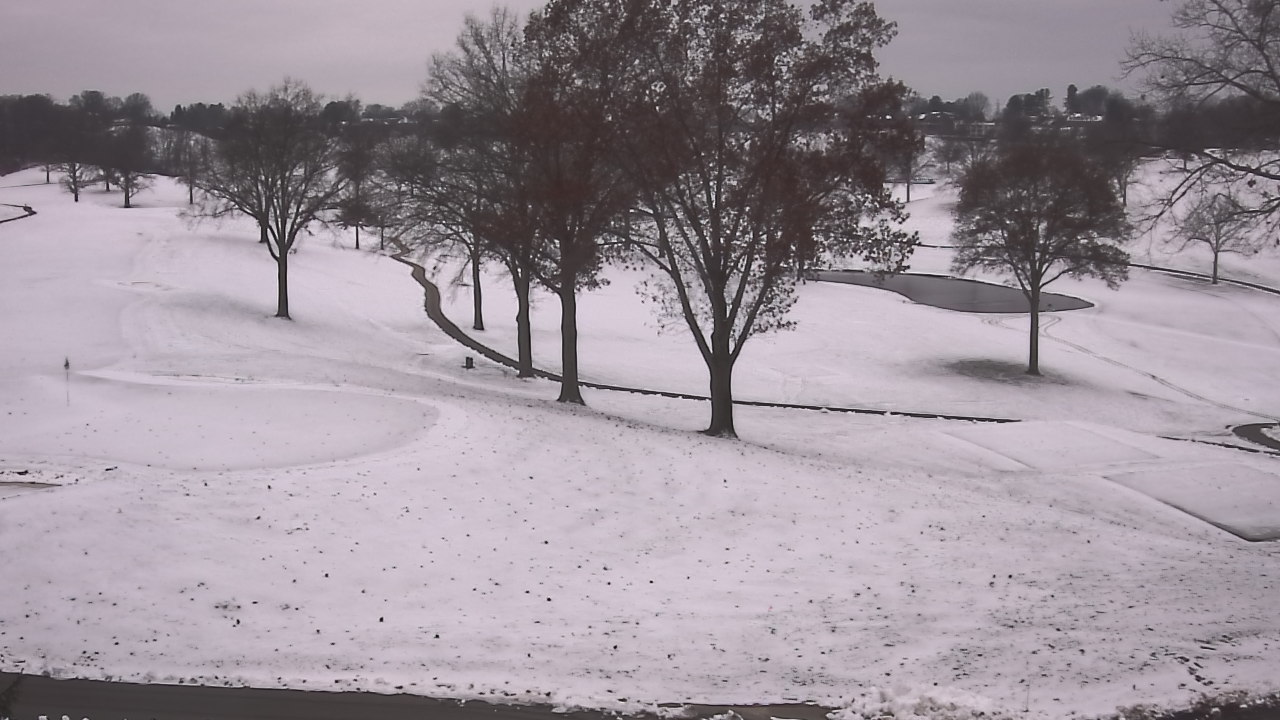 Thumbnail for current weather camera view from St Clair Country Club in Upper St. Clair, Pennsylvania