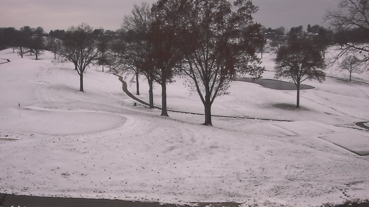 Thumbnail for current weather camera view from St Clair Country Club in Upper St. Clair, Pennsylvania