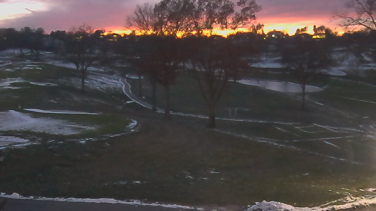 Thumbnail for current weather camera view from St Clair Country Club in Upper St. Clair, Pennsylvania