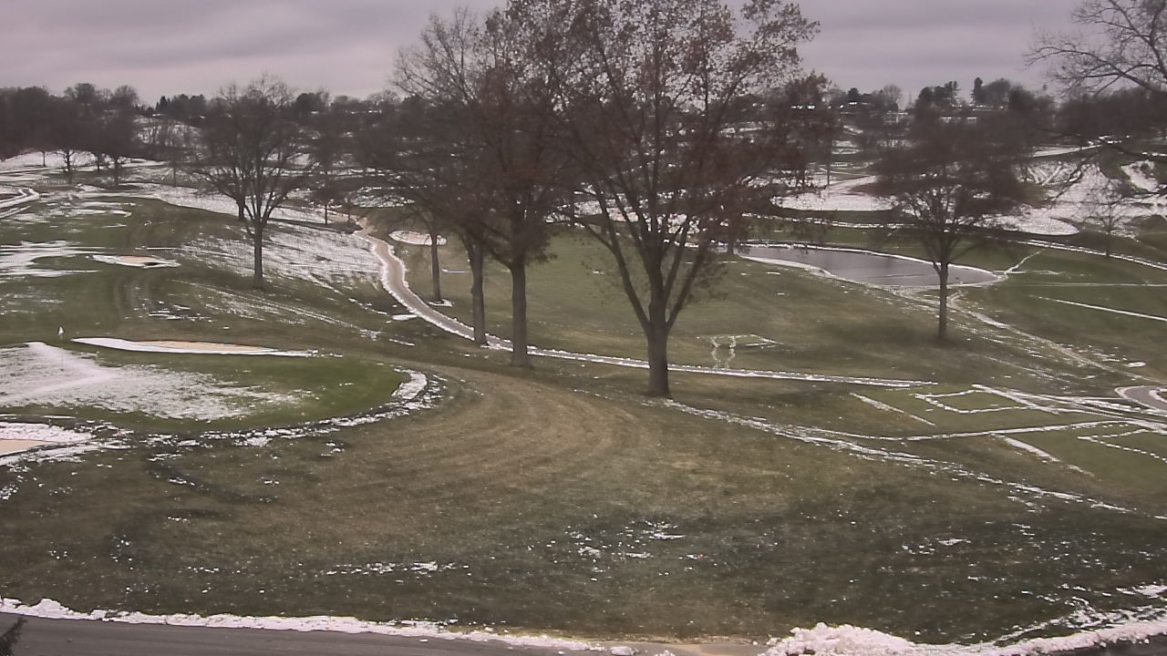Thumbnail for current weather camera view from St Clair Country Club in Upper St. Clair, Pennsylvania