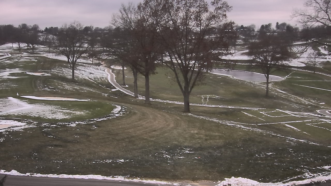 Thumbnail for current weather camera view from St Clair Country Club in Upper St. Clair, Pennsylvania